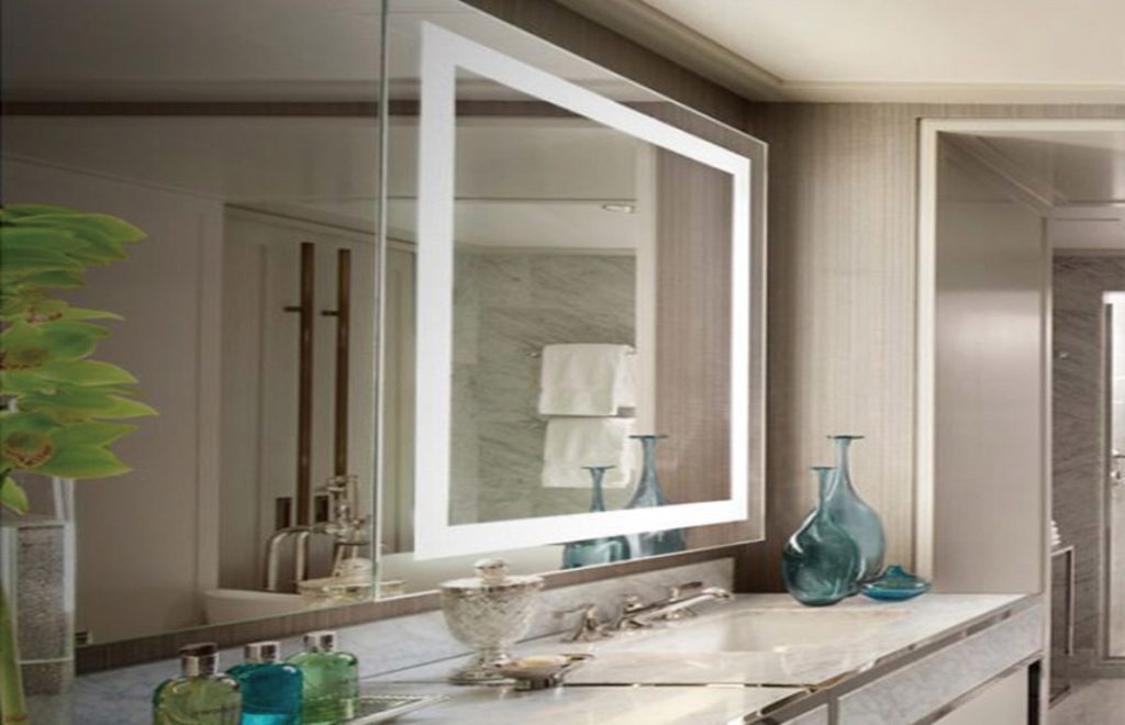 انواع آینه بک لایت و کاربرد آن